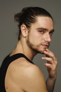 Javier Butler in Novatos