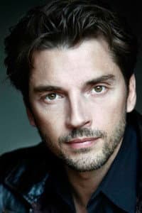Anthony Debaeck in Clash of the Santas