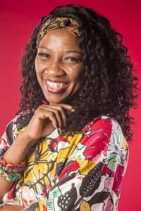 Magda Gomes in Falas Negras