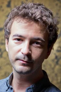 Renan Luce in Bienvenue chez Aldebert