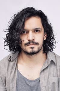 Pavel Akindog in Siempre sí