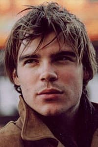 Brett Stiller in Garage Days