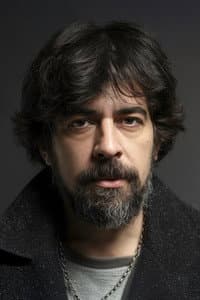 Okan Bayülgen in Oyunbozan