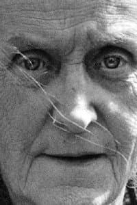 Jeanne Lobre in Une femme douce
