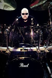 Gary 'Harry' James in Thunder - The Devil Went Down To Huttwil