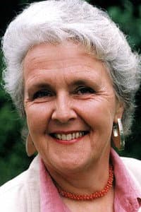 Stephanie Cole in Tenko Reunion