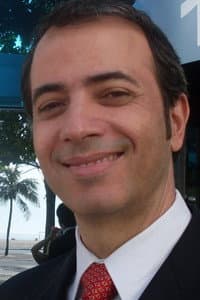 Alex Teix in Velório em Família