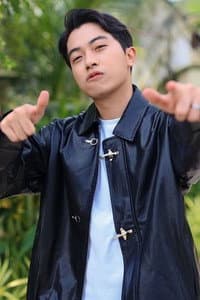 Cris Phan in Phí Phông: Quỷ Máu Rừng Thiêng