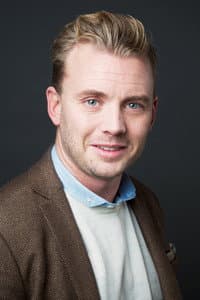 Jonas Kahnlund in Grotesco: en näradödenrevy