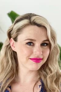 Lisa Loeb in Scrooge Live 2024