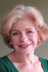 Lilian Blanc in Chapô