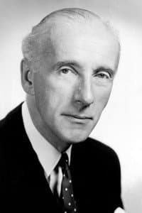 Wilfrid Hyde-White in Run a Crooked Mile