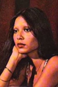 Noor Kumalasari in Misteri Rumah Tua