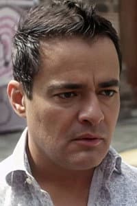 Luis Barceló in La más sabrosa del barrio
