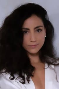 Karla Cruz in Astika