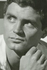 Gyula Szersén in Az elszabadult idő