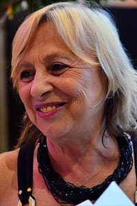 Schuma Schumaher in Luzes, Mulheres, Ação