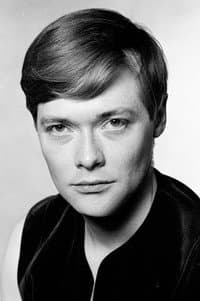 Simon Ward in Children of Rage