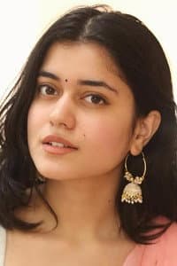 Aishwarya Sharma in Drinker Sai