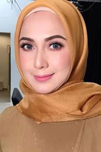Mas Anizan in Cempaka Malaya