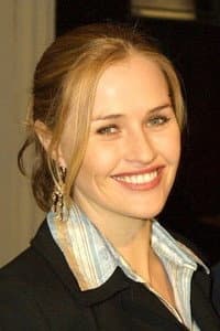 Shannon Kenny in The Invisible Man