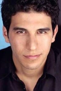 Andres Munar in Entre Nos