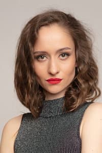 Eva Mores in Svetlonoc