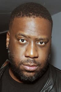 Robert Glasper in Blue Note Records: Beyond the Notes