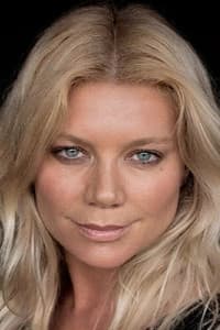 Peta Wilson in False Pretenses