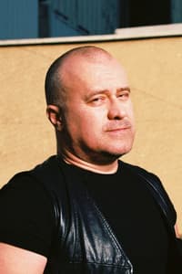 Dalius Skamarakas in Artimas kontaktas