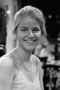 Cindy Fisher in Beyond Death's Door
