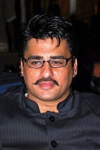Ayub Khan in Na Jaane Kabse