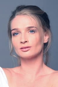 Fatima Horbenko in Okno z widokiem na ścianę