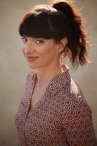 Lindsey Pearlman in Sneaky Pete