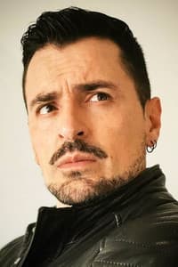 Rafael Zea in Polvo Carnavalero