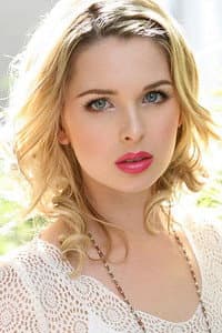 Kirsten Zien in Fatal Friends