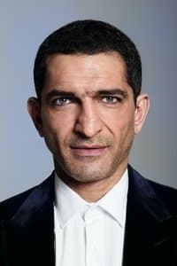 Amr Waked in Urchin