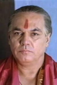 Manohar Singh in Main Azaad Hoon