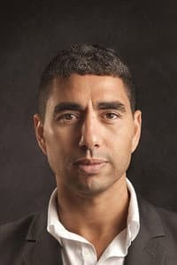 Mimoun Oaïssa in Het Schnitzelparadijs
