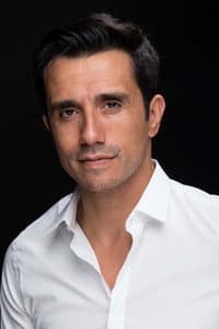 Marco Costa in Bairro