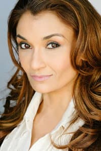 Anjali Bhimani in Apex Legends Stories from the Outlands "The Endorsement"