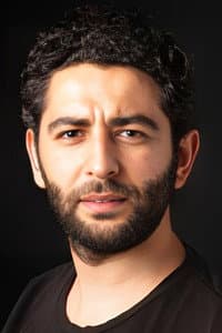 Erdem Sakalıbüyük in Bir Yalnızlık Şarkısı