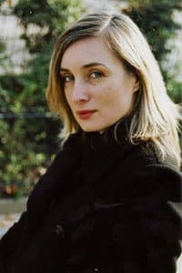 Antonia Malinova in Trop c'est trop
