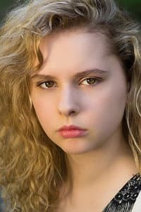 Chloe Roe in Under Jakob's Ladder