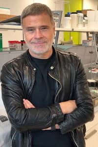 Javier Alaiza in Nunca pasa nada