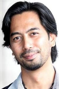 Wan Raja in Aku Di Sisimu