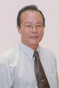 Quốc Hùng in Còn Lại Một Mình