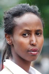 Kadra Yusuf in De uskyldige