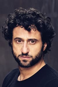 Serkan Kaya in Elisabeth