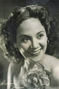 María Esther Gamas in La mujer del león